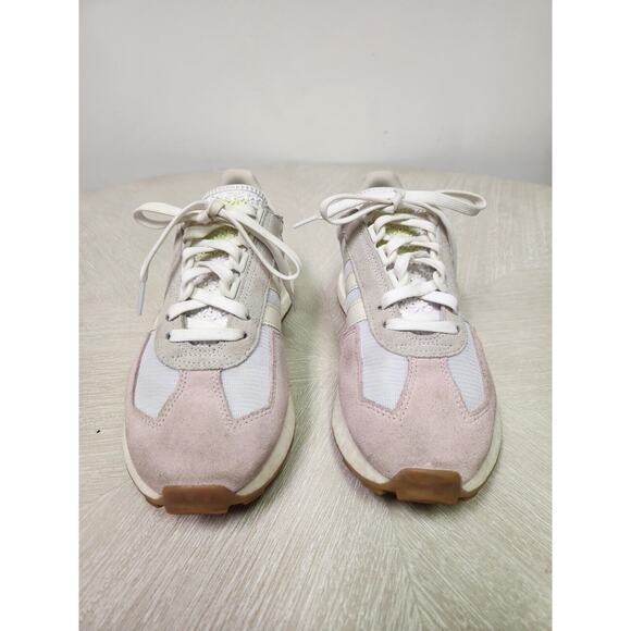 Adidas Retropy E5 "Almost Pink" Casual Sneakers GW8262 Women's 8.5 No Box - Picture 2 of 7